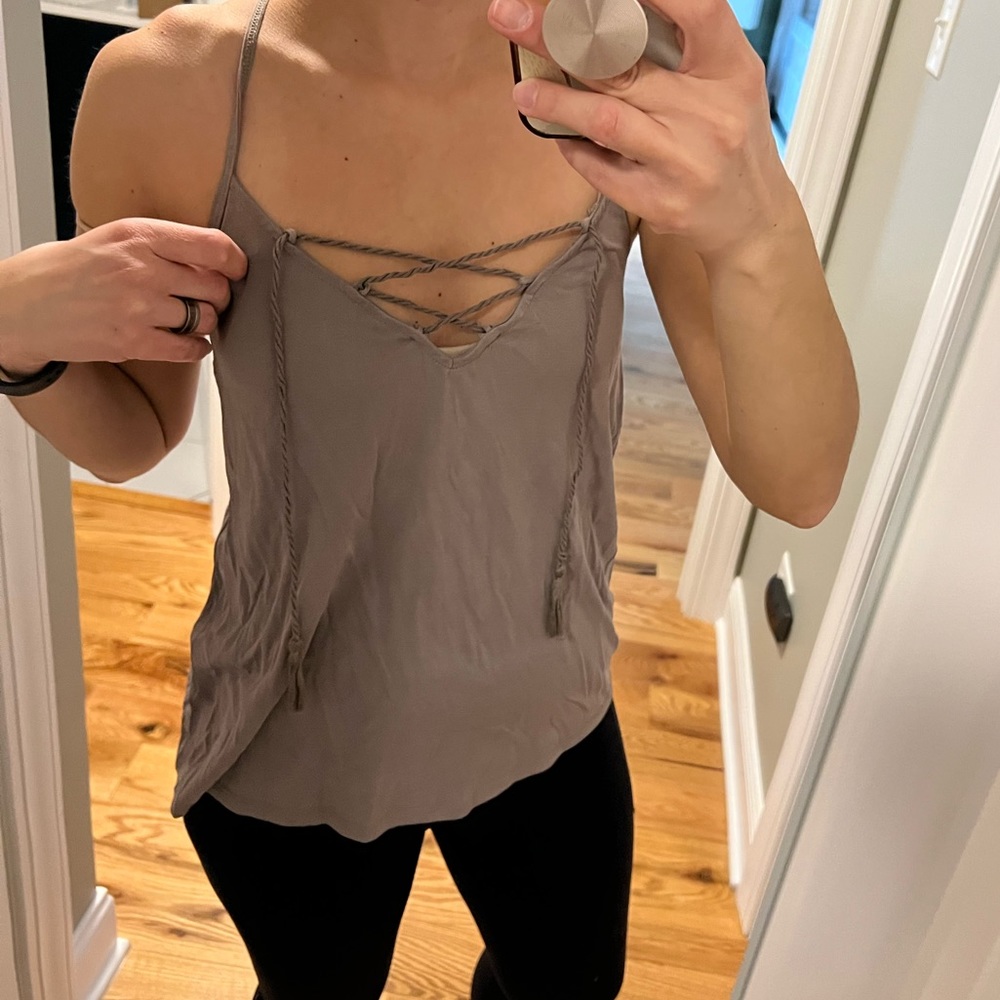 Drawstring tank